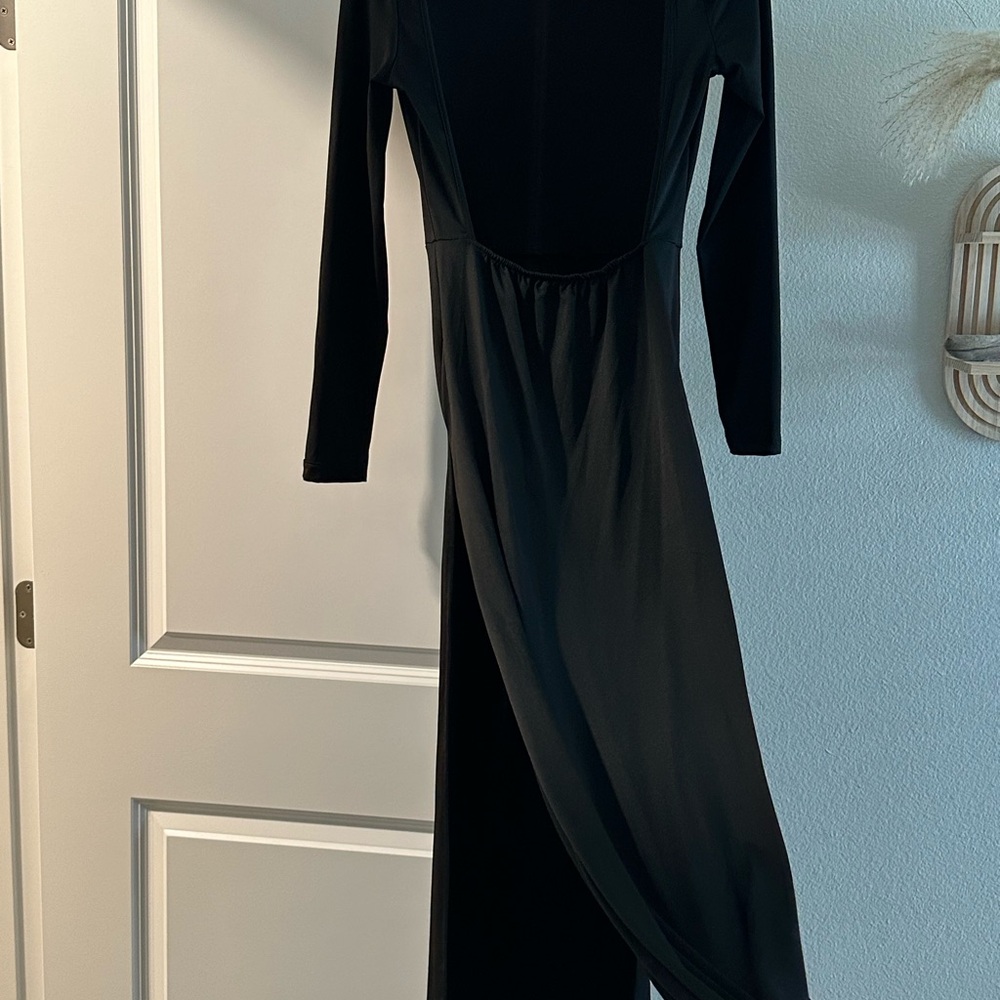 Elegant Black Long Sleeve Dress